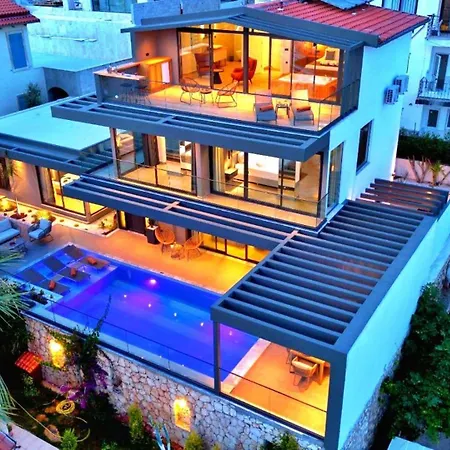Kalkan 4 Bedroom Villa 5669